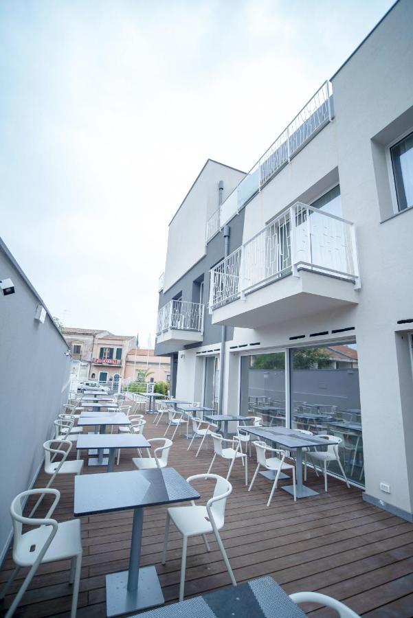 Hotel Malavoglia Aci Castello Exterior foto